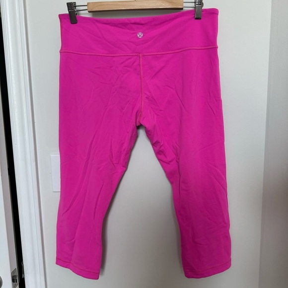 Lululemon  reversible wunderunder hot pink plum cropped leggings 12 - Picture 3 of 7